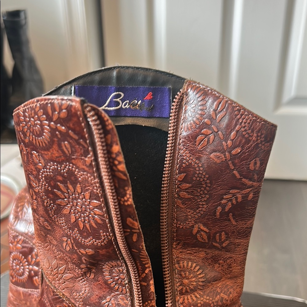 C. Luce Brown Heeled Boots with Embossed Leather - Picture 5 of 5